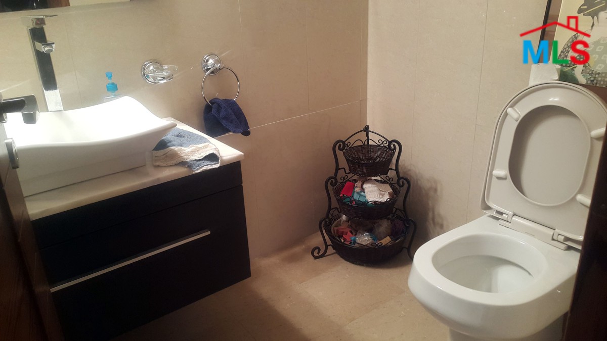 Unblockable fully decorated apartment for sale at Kfarhbab