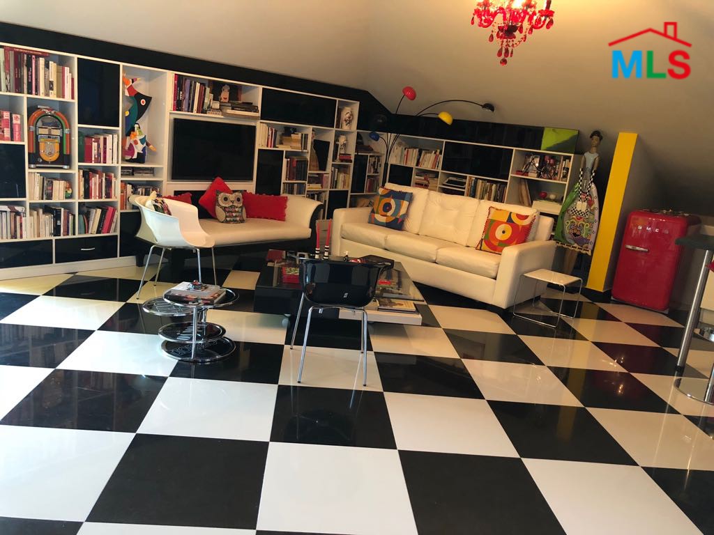 Unblockable duplex for sale in prime location of Sahel Alma
