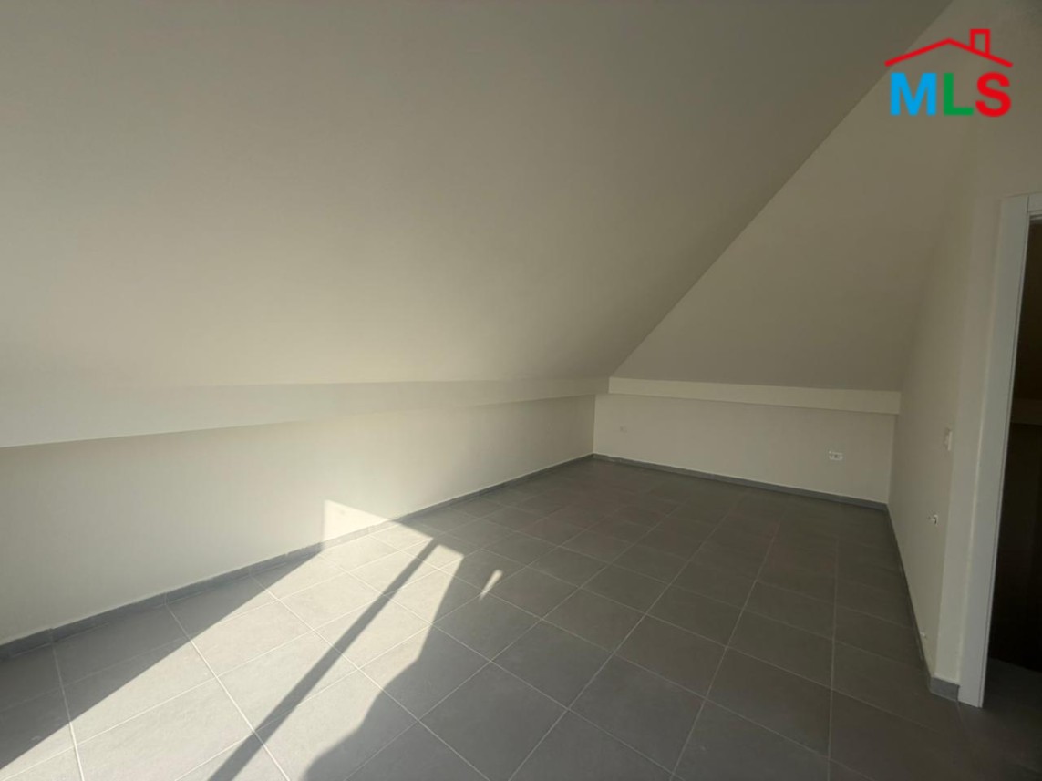 Villa Black: A charming Villa For Sale 10 minutes above Jbeil