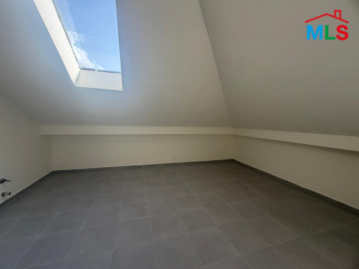 Villa Black: A charming Villa For Sale 10 minutes above Jbeil