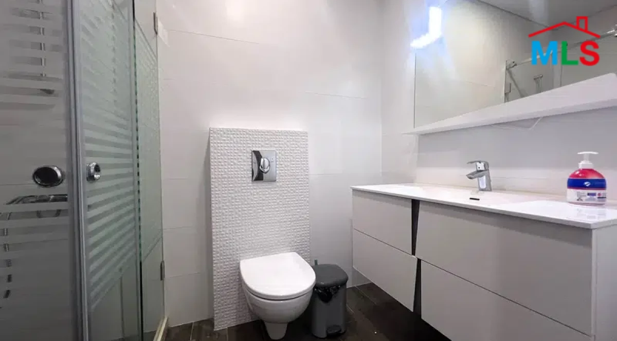 Modern Furnished Apartment For Sale in Baabdat