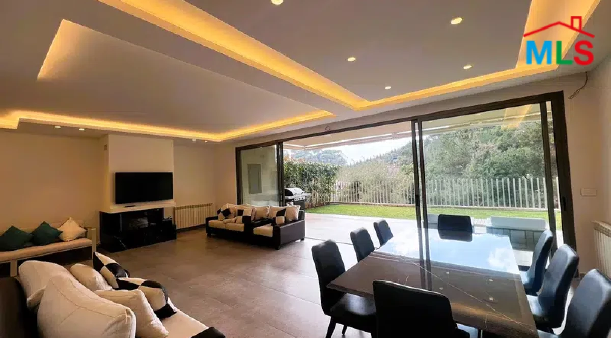 Modern Furnished Apartment For Sale in Baabdat