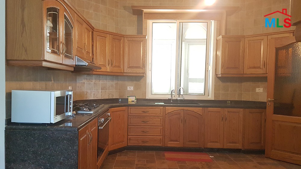 Super Deluxe Villa for Sale In Gerfine Jbeil