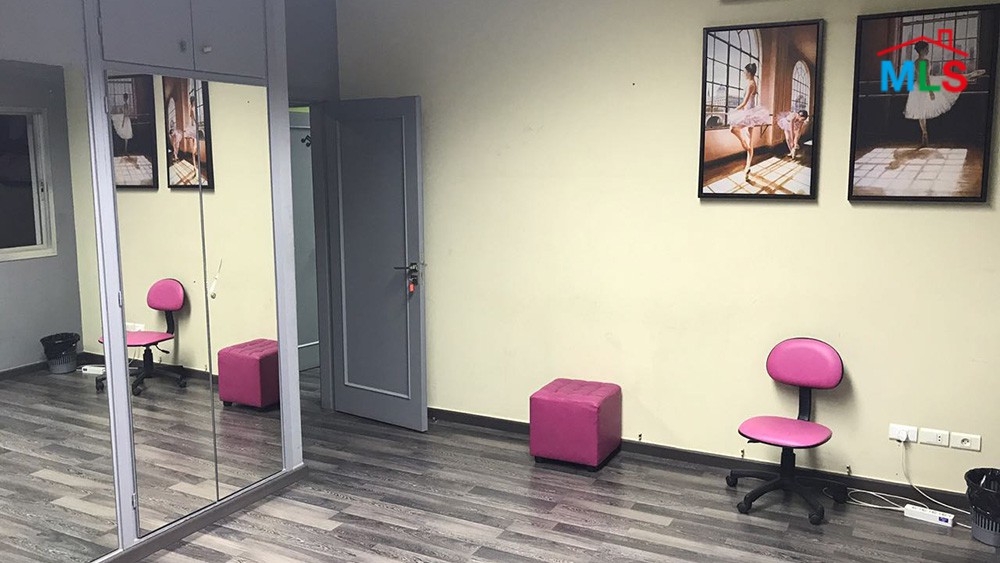 Excellent Condition Office For Sale in Jdeideh Metn