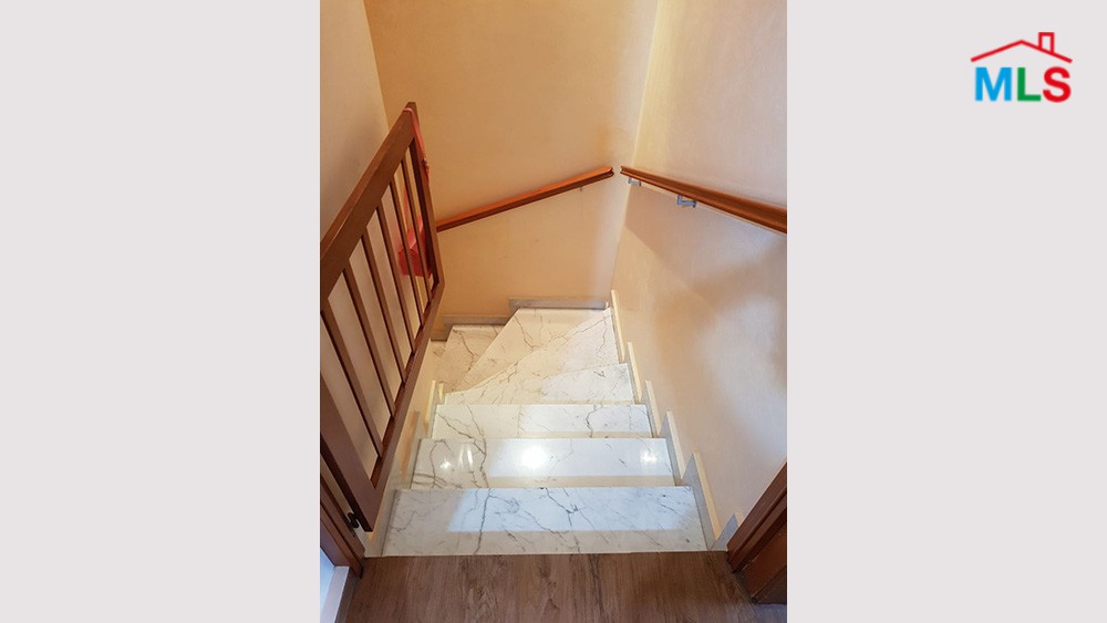 Super Deluxe Apartment For Sale in Rabweh Metn