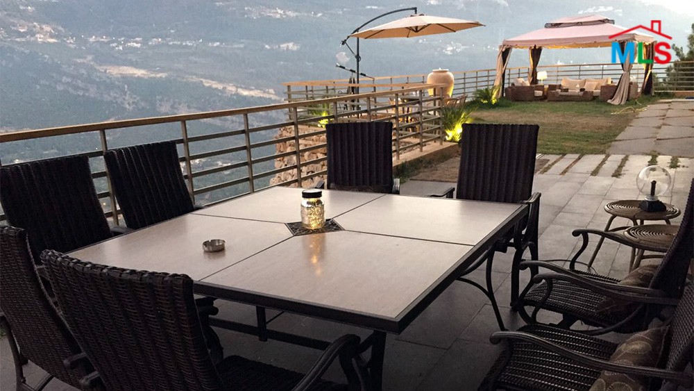 Building For Sale In Adonis Jbeil Super Deluxe