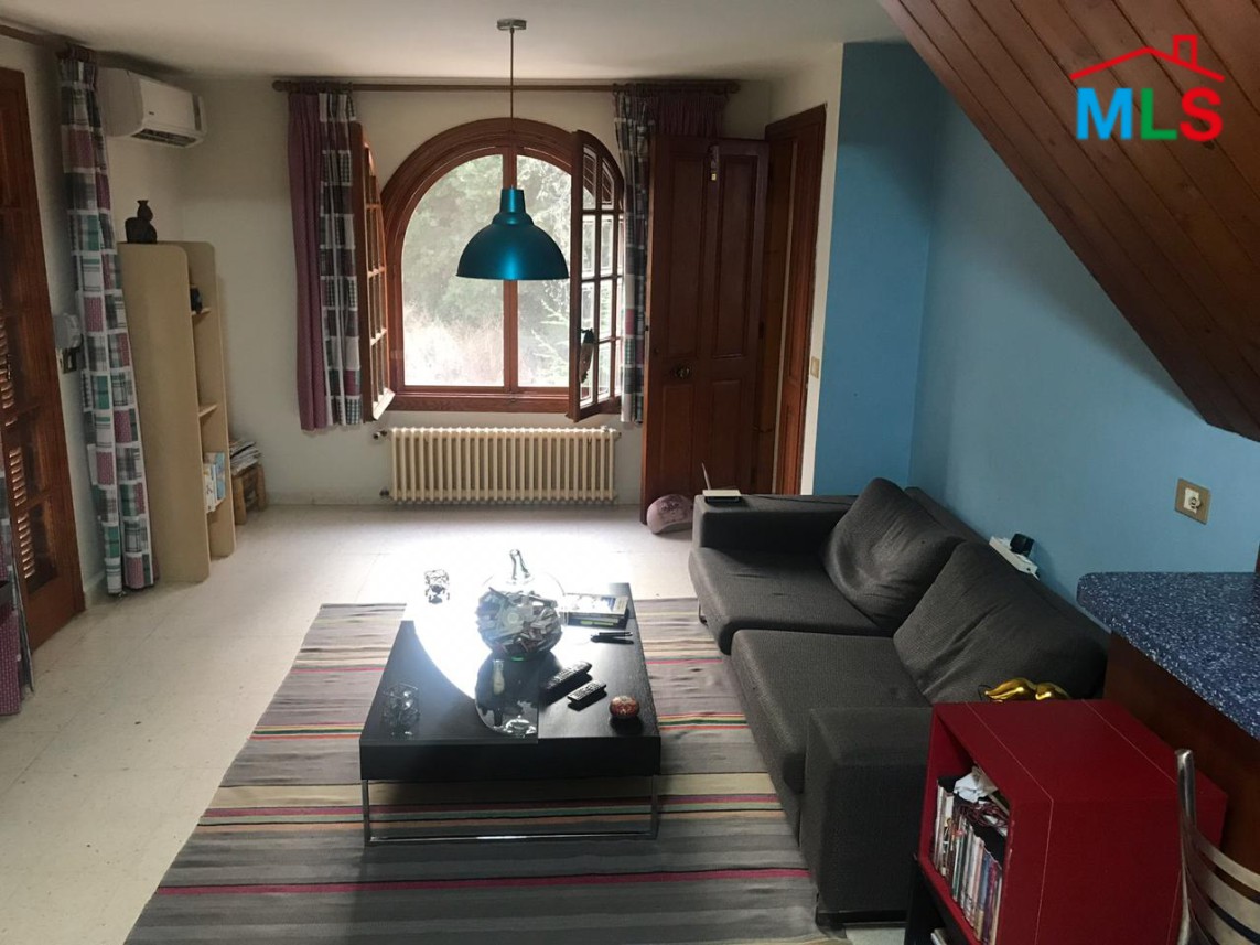 Spacious & Elegant Villa for Sale in Luxurious Street in Baabdat Metn