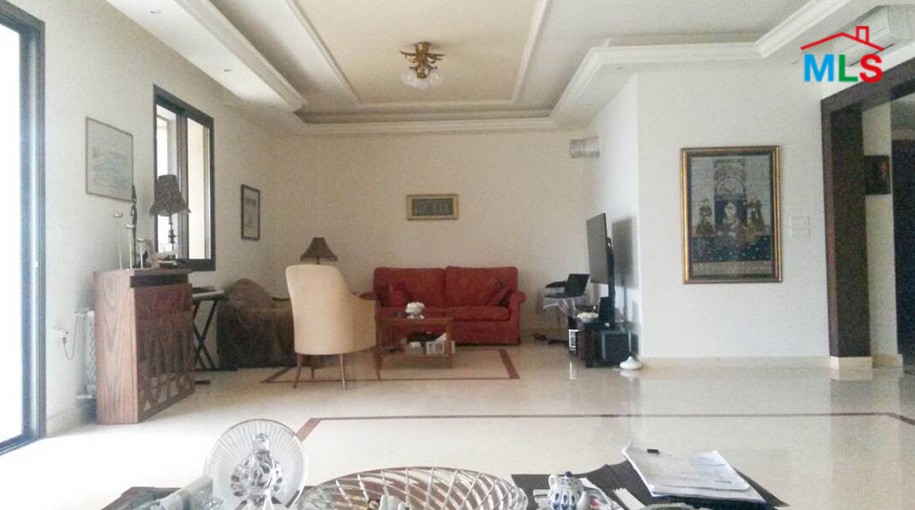 Deluxe Apartment For Sale in Mtayleb Metn with Terrace