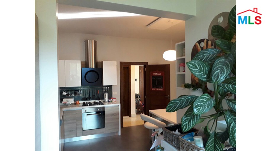 Beautiful & Spacious High-End Flat For Sale in Mtayleb With Terrace