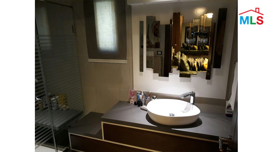Beautiful & Spacious High-End Flat For Sale in Mtayleb With Terrace