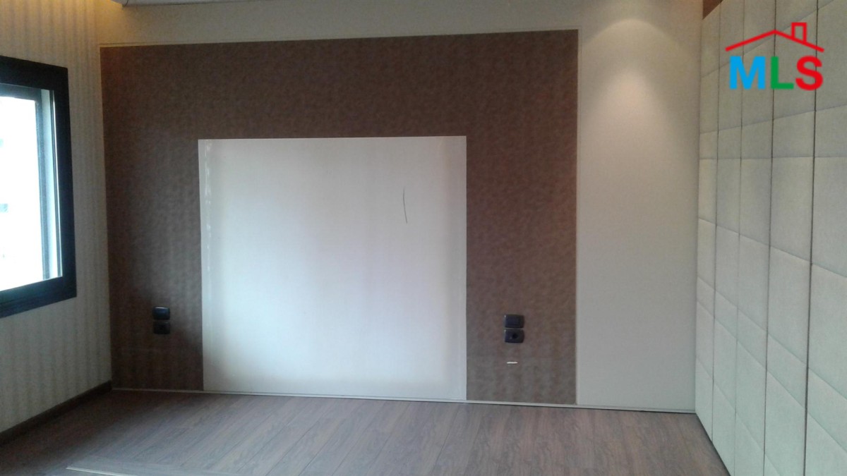 Very Well Decorated Spacious Apartment For Sale In A Nice Area Of Mtayleb