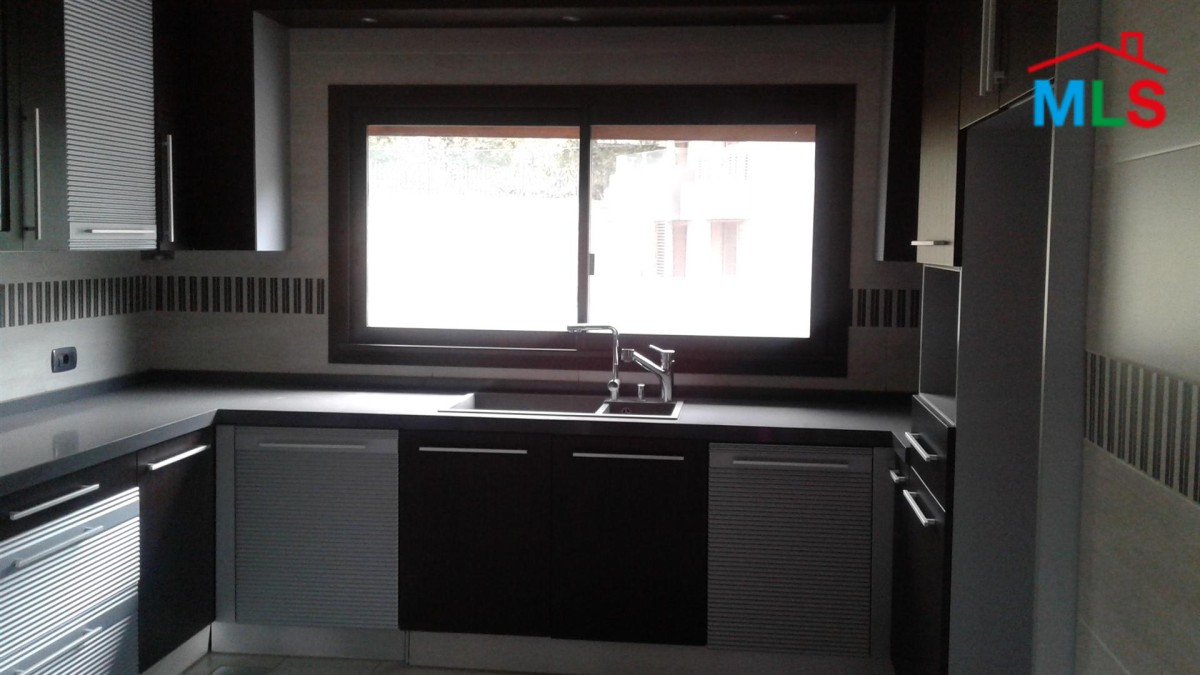 Very Well Decorated Spacious Apartment For Sale In A Nice Area Of Mtayleb
