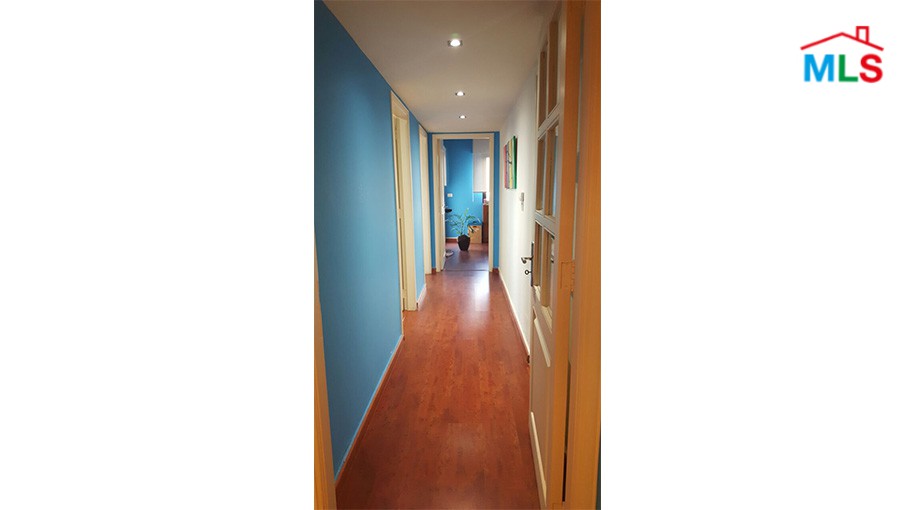 Office For Sale In Baabda