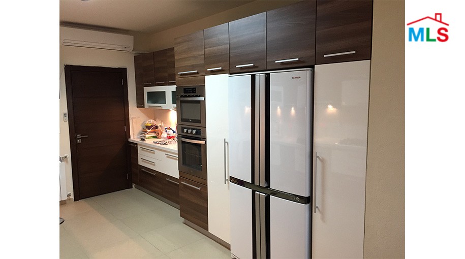 Fully Decorated Apartment For Sale in Fidar with Seaview
