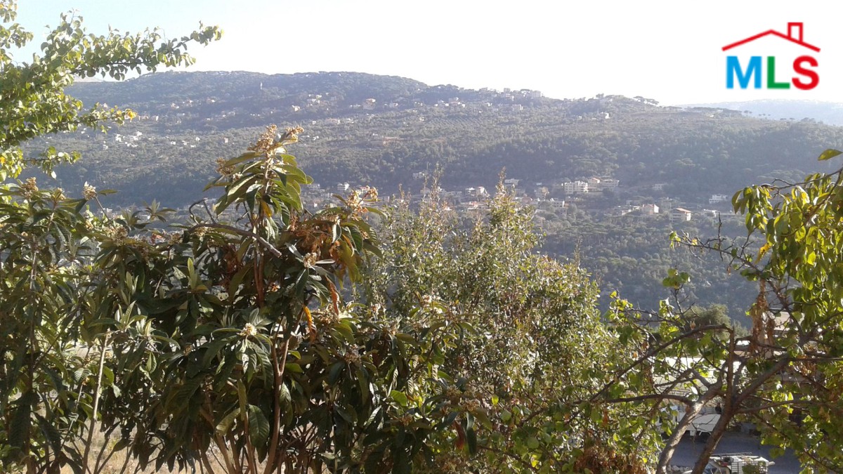Spacious Old House For Sale In Sfayle Baabdat With Mountain View