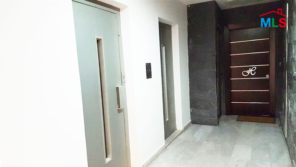 Well Located Office For Sale On Zalka Highway With Sea View