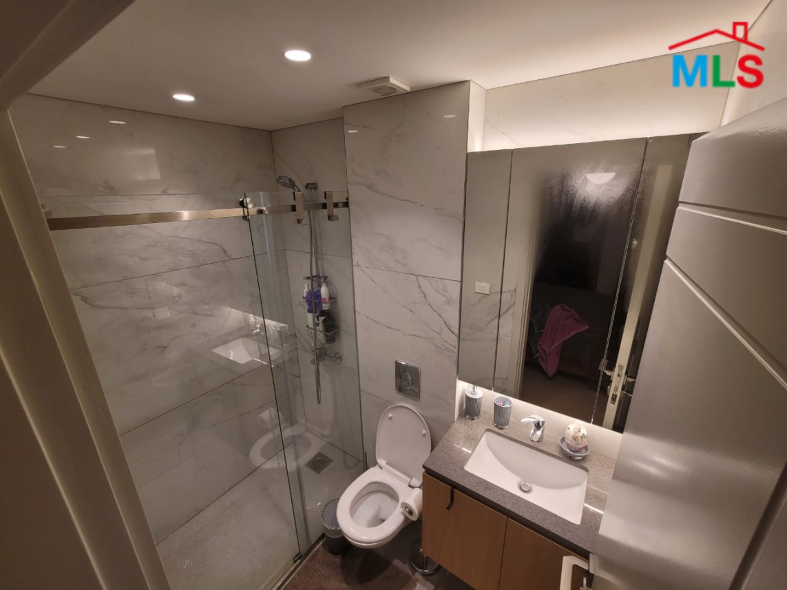 Nice 3 Bedrooms Apartment For Sale In Achrafieh, Geitawi
