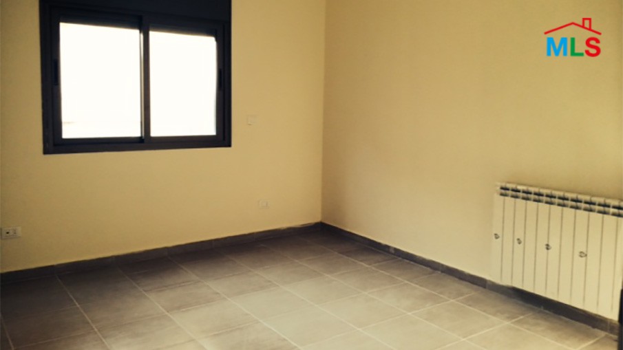 Apartment For Sale In Hboub in the Main Road