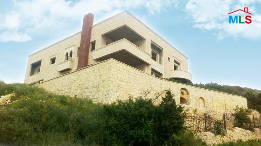 Under-construction Villa For Sale in Halat Jbeil