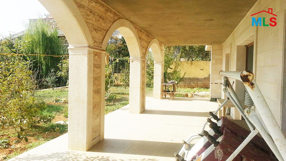 Modern Villa For Sale In Ballouneh