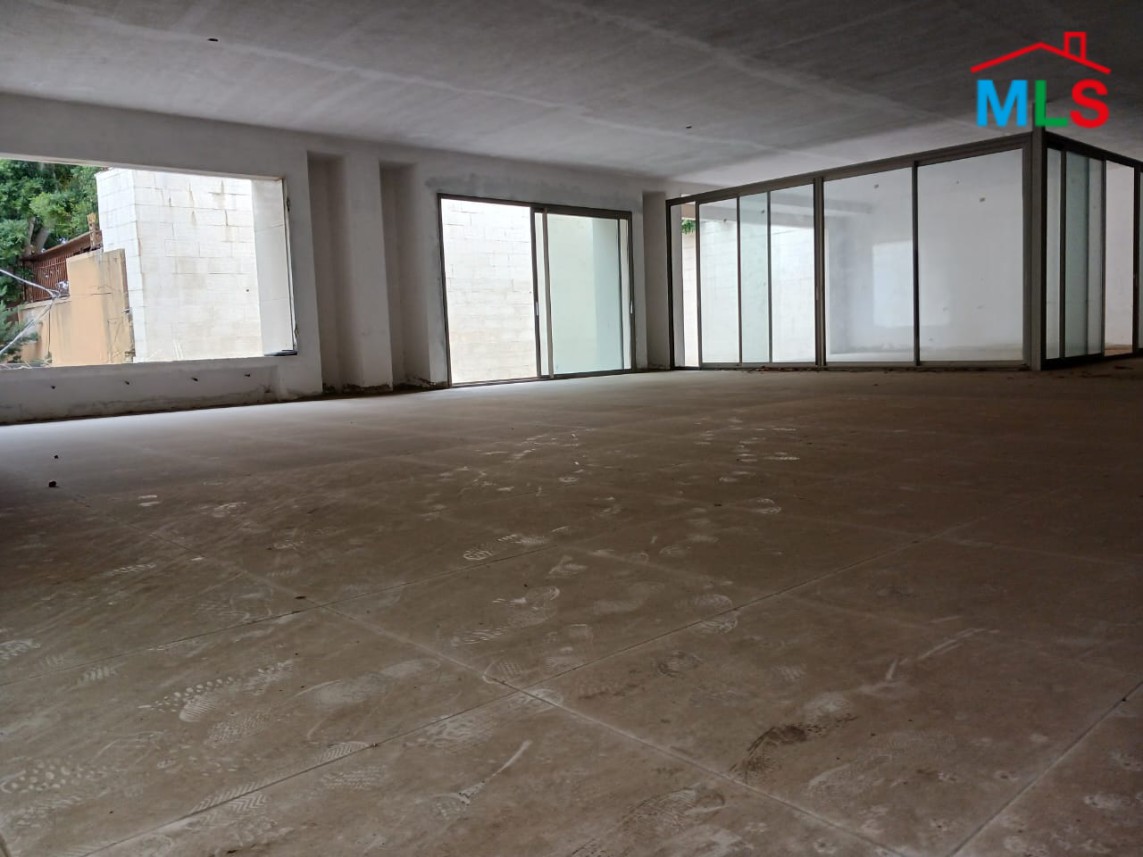 Luxurious Apartment For Sale in Rabieh With high-End Specifications