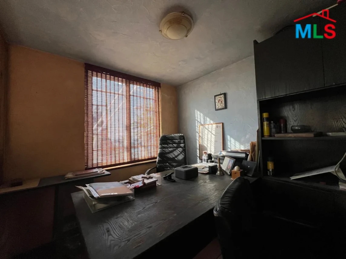Haret Sakher 1000m2 | Terrace | Restaurant | Panoramic View | Rent |EH