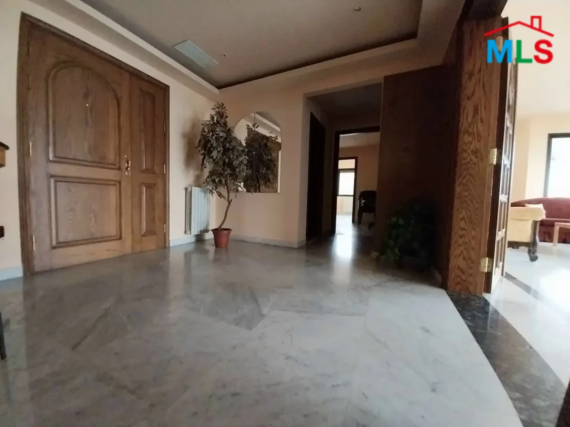 Adma 320m2 | Rent | Furnished | Partial View | Luxury | IV