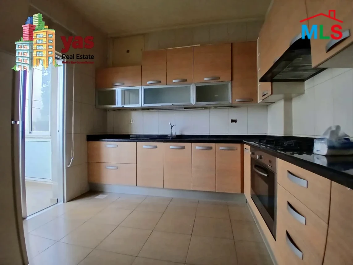 Adonis 250m2 | Partly Furnished | Land | Partial View | IV