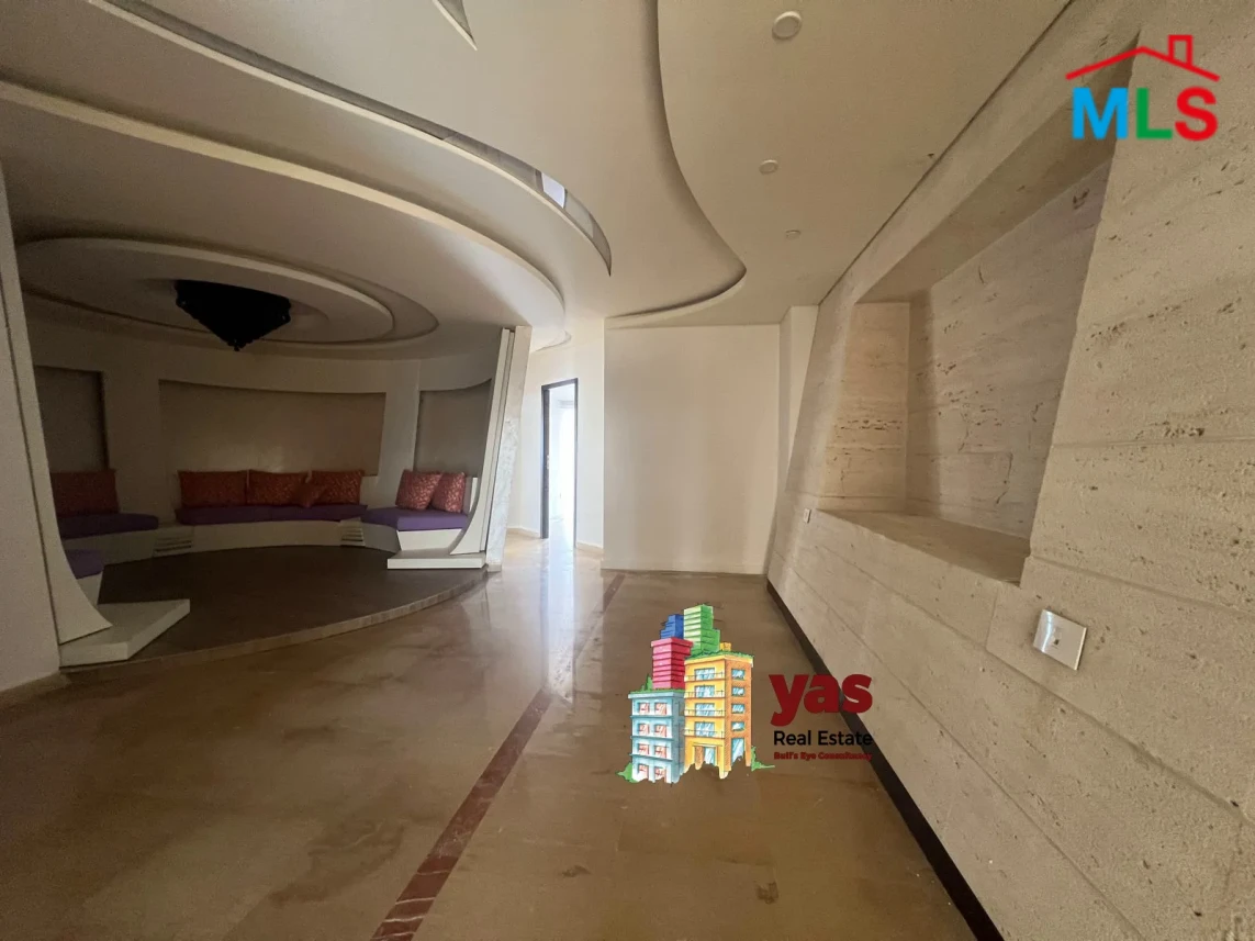 Kaslik 230m2 | Office For Rent | Prime Location | Active Street | EH