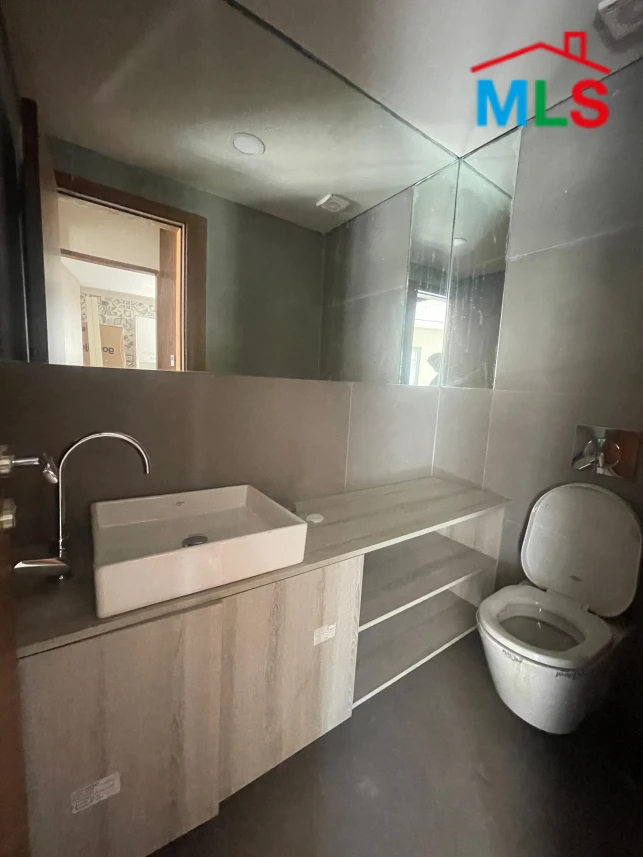 Achrafieh 200m2 | Rent | Prime Location | Decorated | Catch | OH