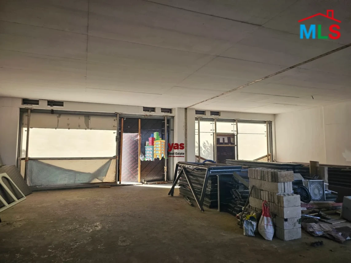 Downtown 200m2 | 60m2 Garden | Coffeeshop | Prime Location | OH