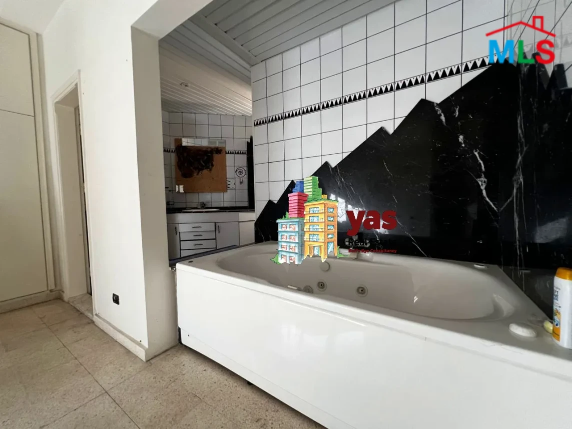 Ballouneh 185m2 | 80m2 Terrace | Partly Furnished | View | KG/TYT
