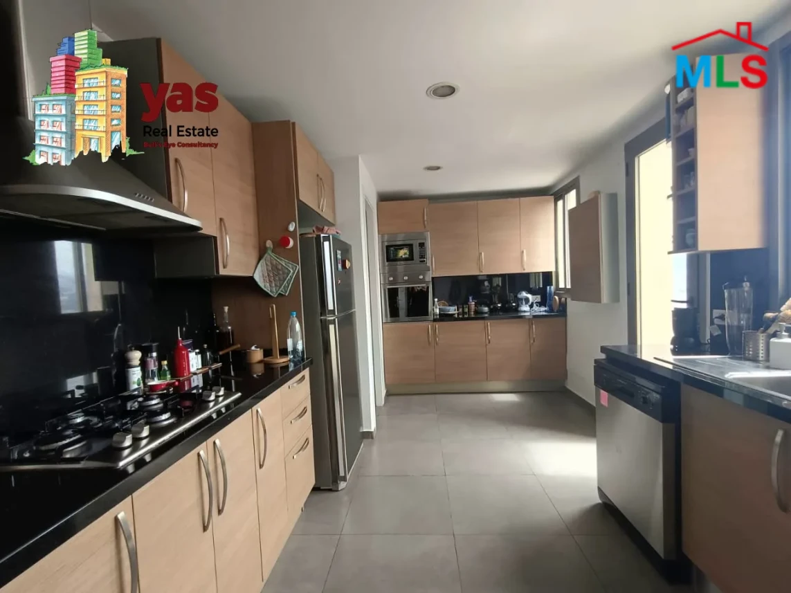 Achrafieh/Sioufi 175m2 | Furnished | Rent | Partial View | AA