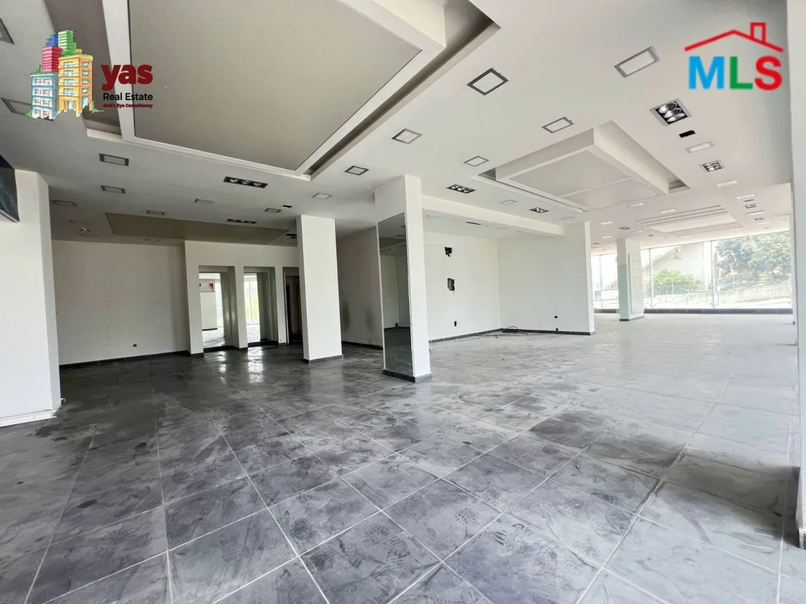 Kaslik 400m2 | Mezzanine | Rent | Active Street | Rent | EH