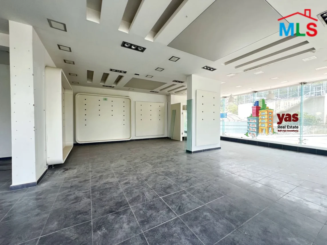 Kaslik 400m2 | Mezzanine | Rent | Active Street | Rent | EH