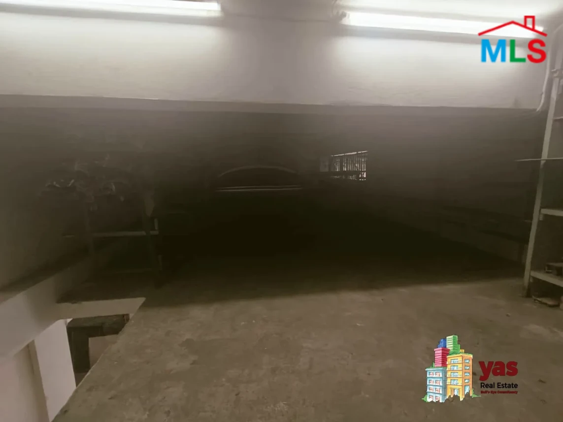 Mar Mikhael 70m2 | Shop | Prime Location | Perfect Investment | AA/EB