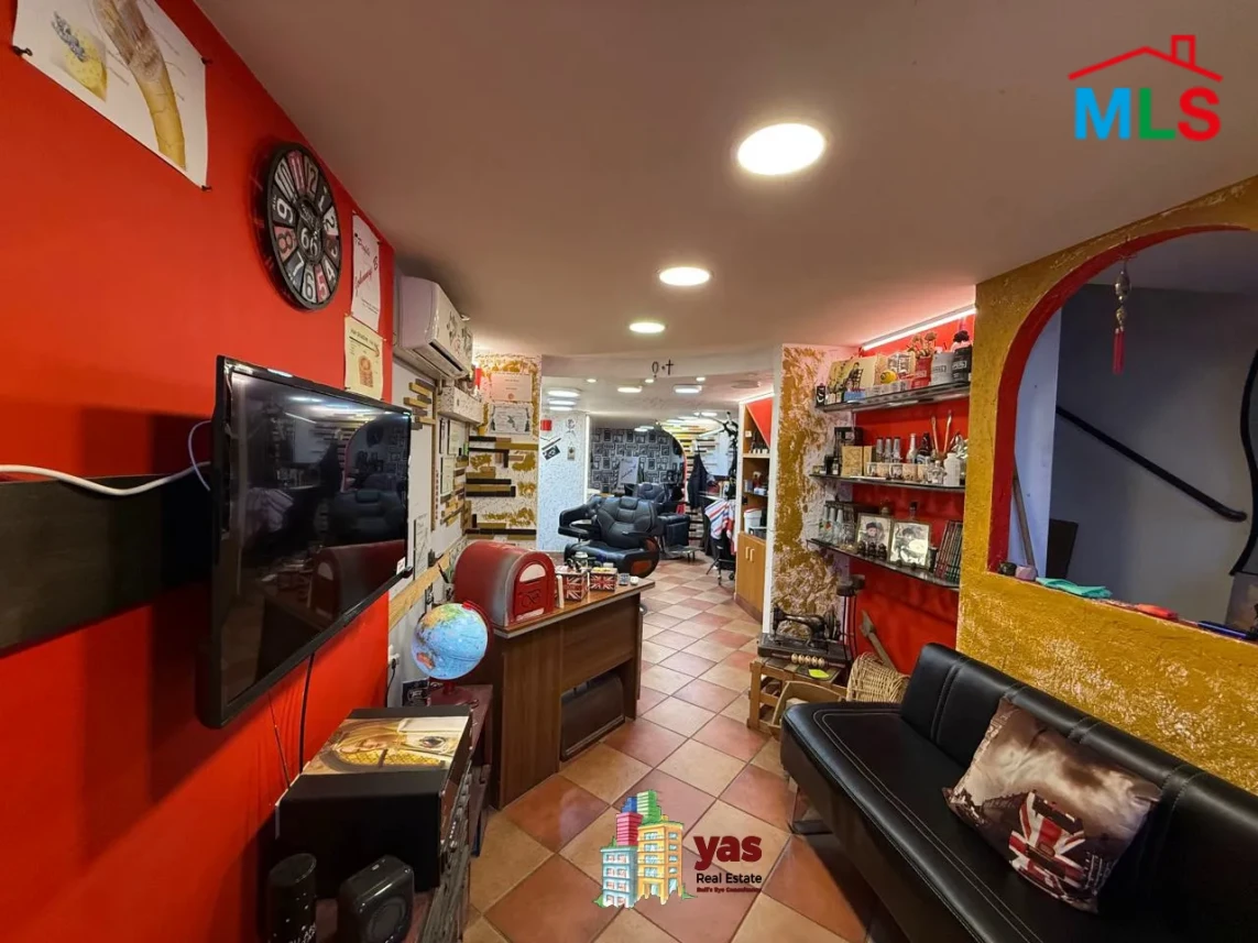 Jeita 120m2 | Shop for Rent| 2 Floors | Prime Location |Equipped | BA