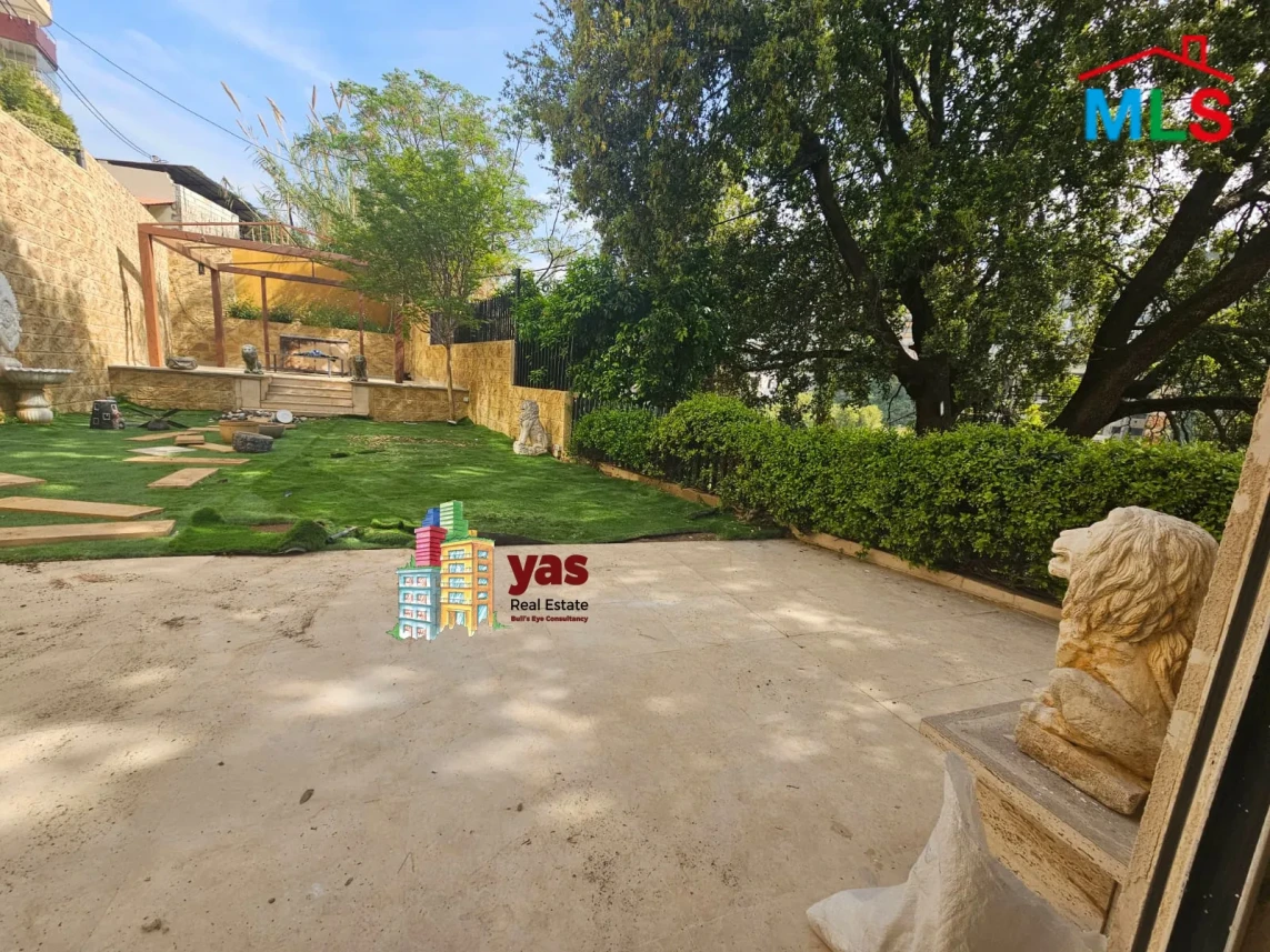 Baabda/Brazilia 1000m2 | Triplex Villa| 400m2 Terrace/Garden | lux |PA