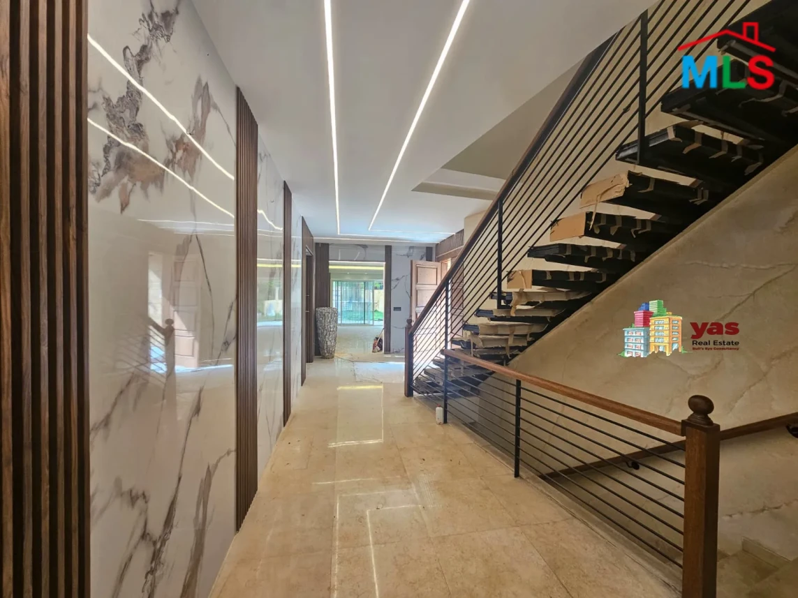 Baabda/Brazilia 1000m2 | Triplex Villa| 400m2 Terrace/Garden | lux |PA