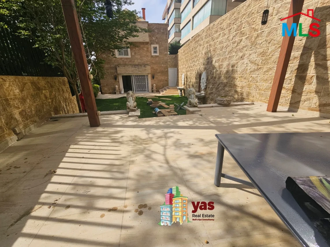 Baabda/Brazilia 1000m2 | Triplex Villa| 400m2 Terrace/Garden | lux |PA