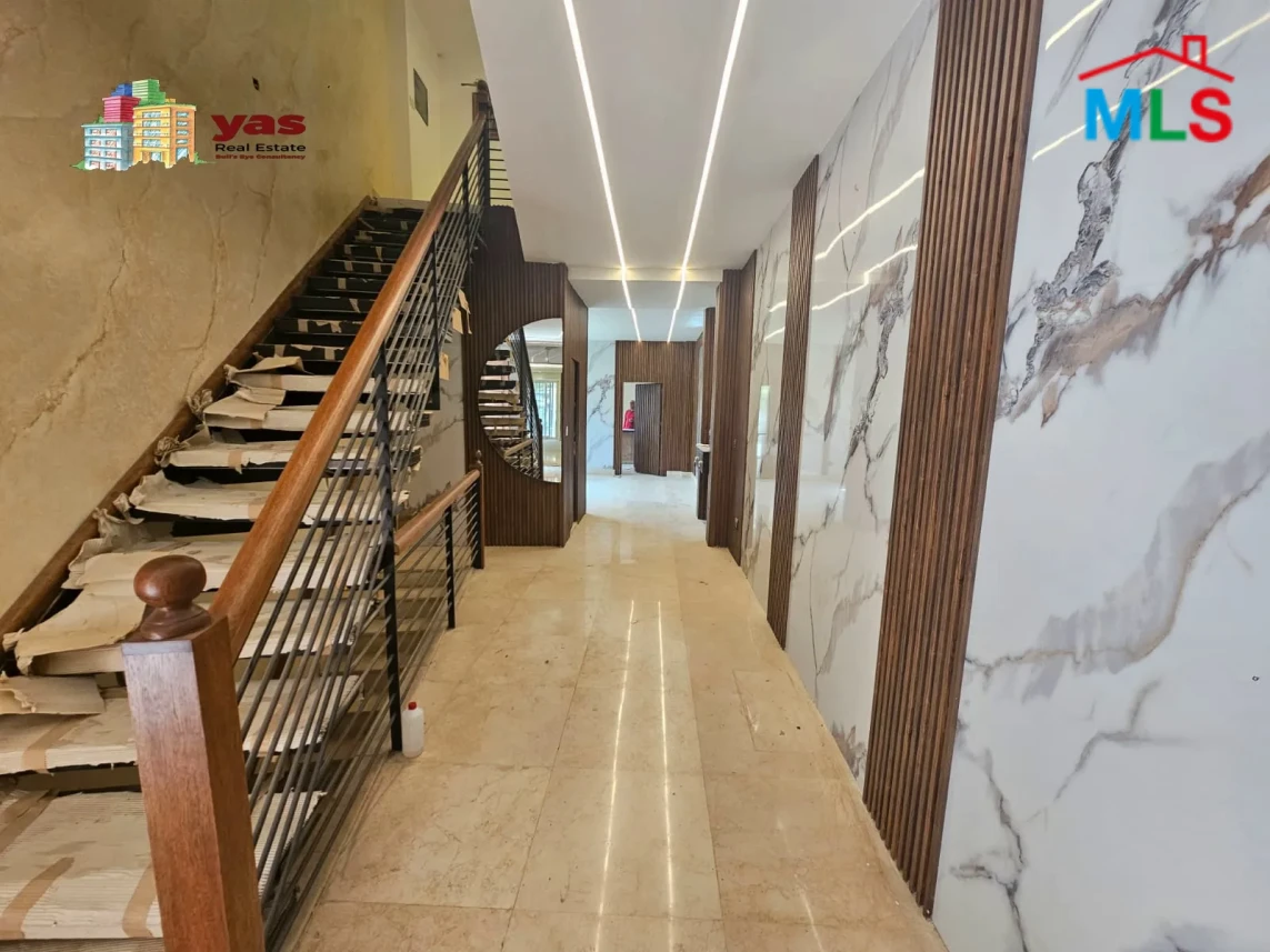 Baabda/Brazilia 1000m2 | Triplex Villa| 400m2 Terrace/Garden | lux |PA