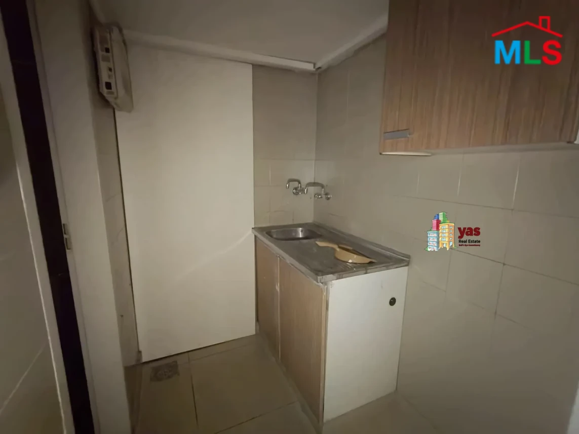 Hazmiyeh 210m2 | Office | Rent | Ideal Investment | Mint Condition |AA