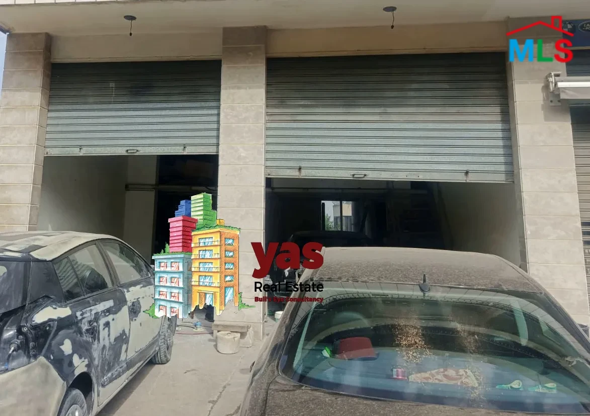 Mazraat Yachouh 53m2 | Warehouse | Two Facades | Prime Location | PM