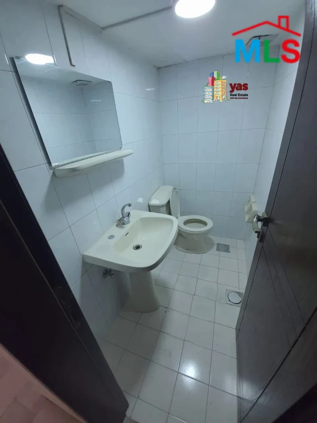 Kfarhbab 55m2 | Shop For Rent | Perfect Investment | Active Street |RA