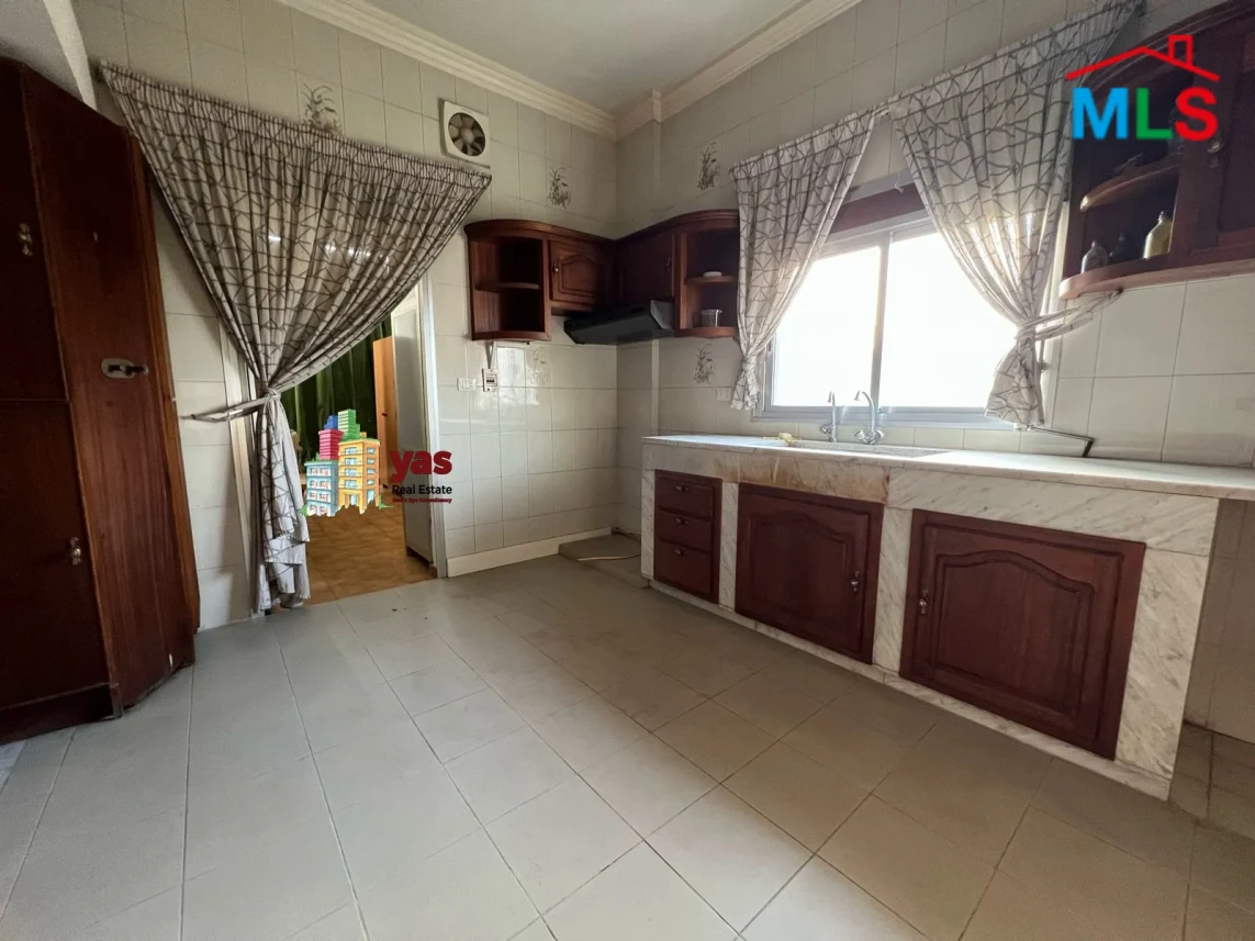 Jounieh 225m2 | Rent | Prime Location | Well Maintained | View | EH/IV