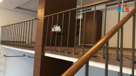 Achrafieh 175m2 | Three Floors Shop | Rent | Prime Location | MO