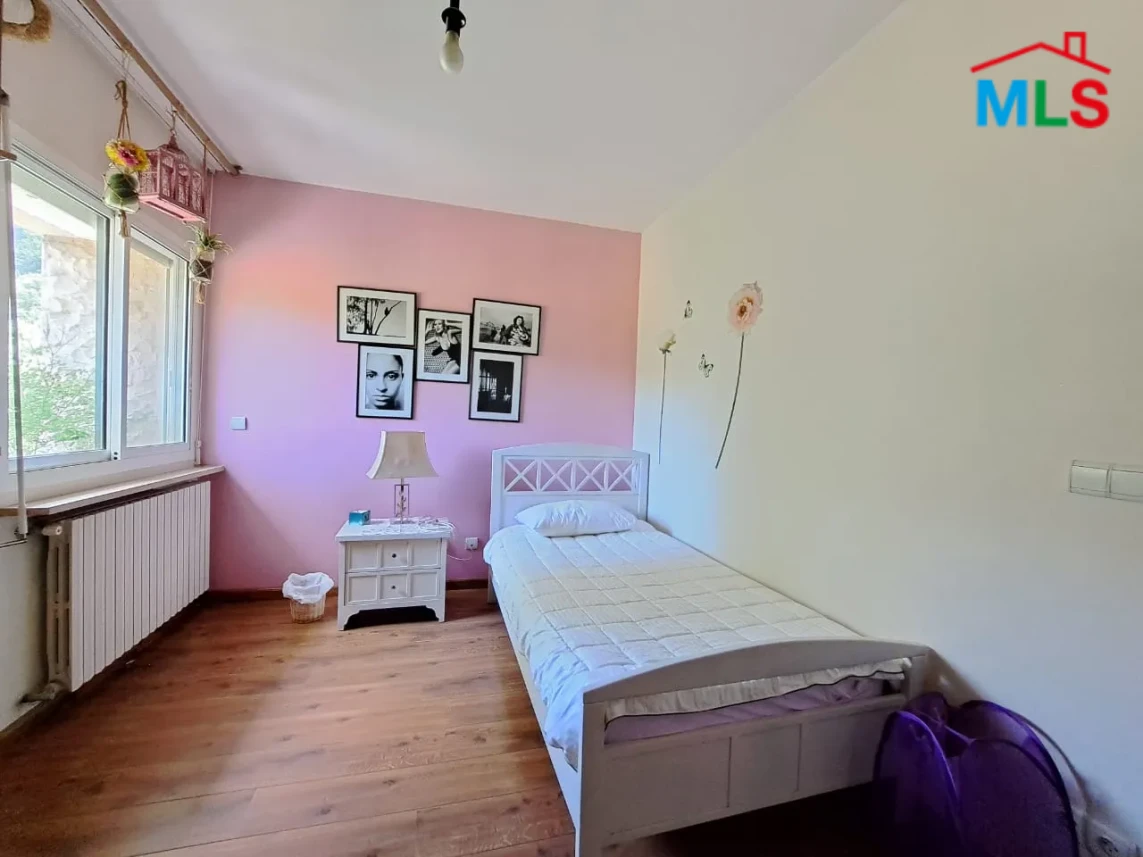 Mayrouba 300m2 | 250m2 Garden | Villa for Rent | Fully Furnished | DA