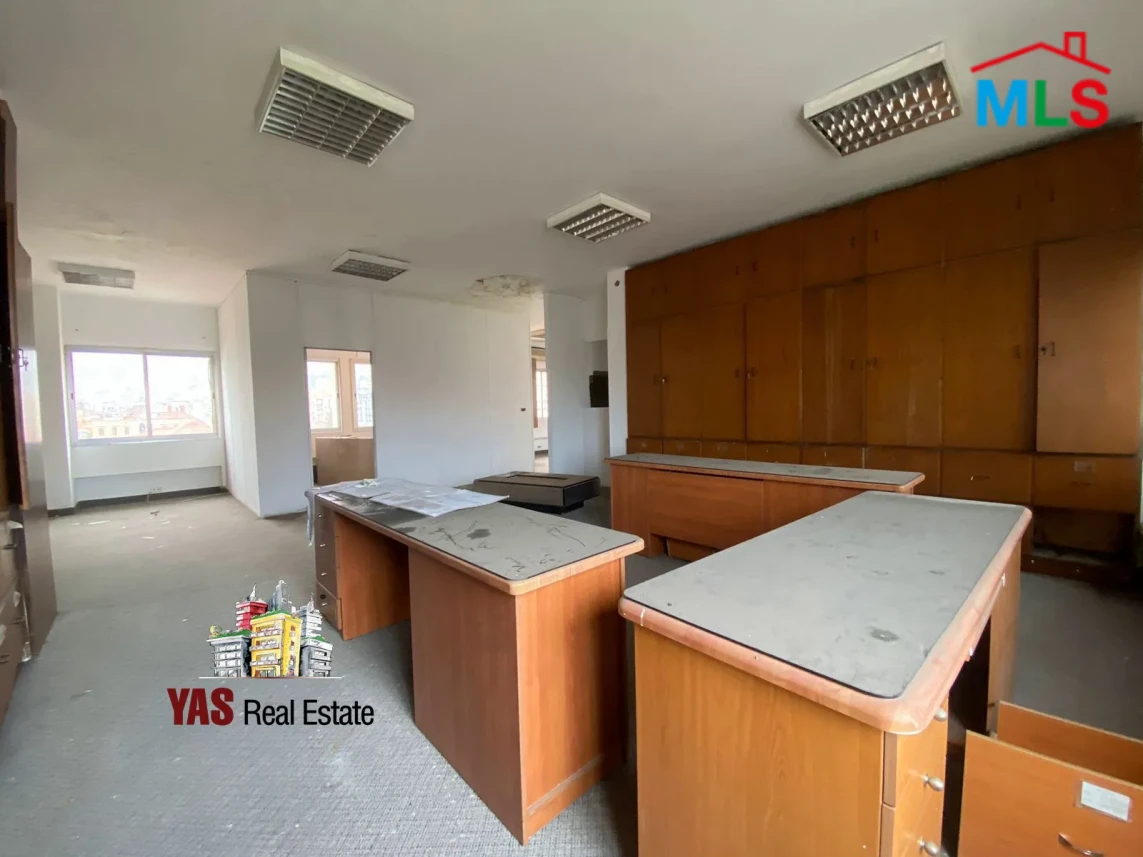 Jounieh 200m2 | Office for rent | Main Road | Perfect Investment | IV
