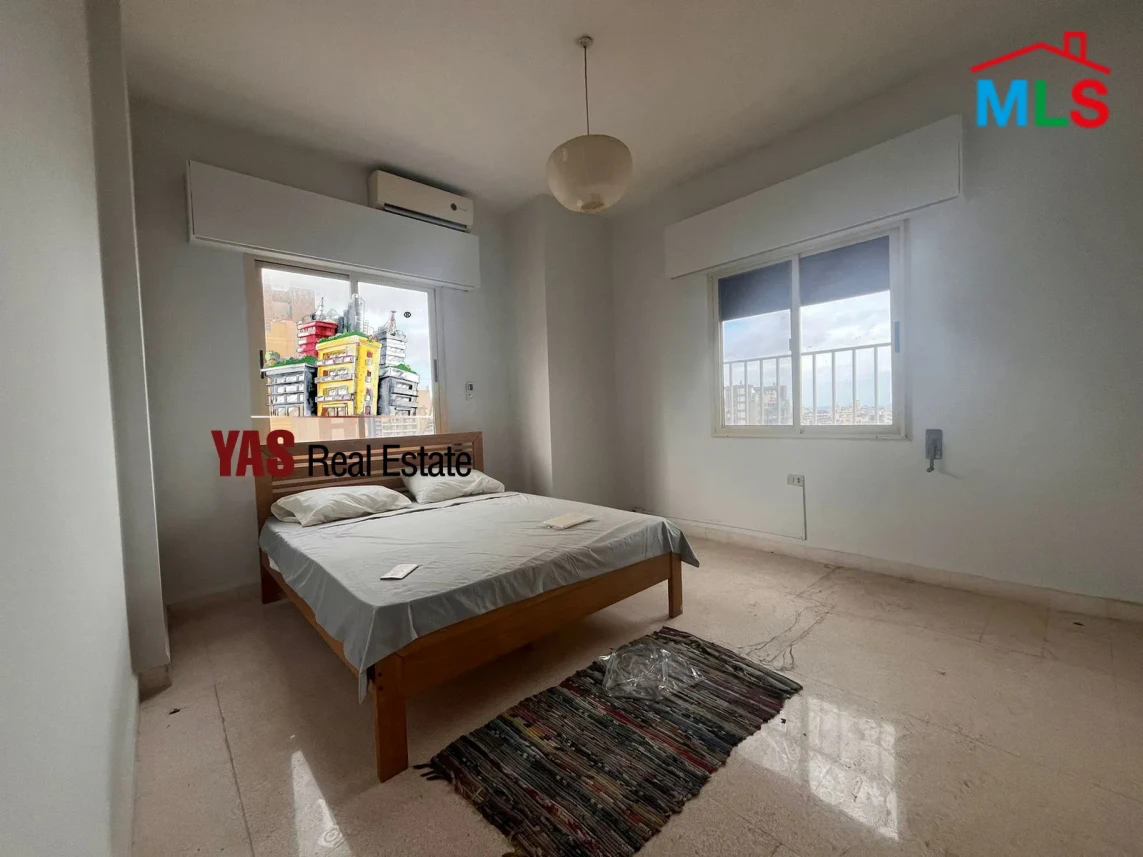Achrafieh 130m2 | Rent | Partly Furnished | View | Well maintained | L