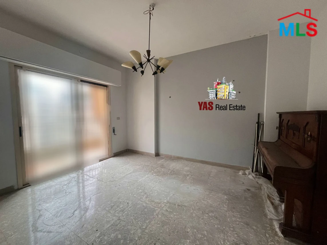 Achrafieh 130m2 | Rent | Partly Furnished | View | Well maintained | L